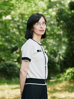 李国芳