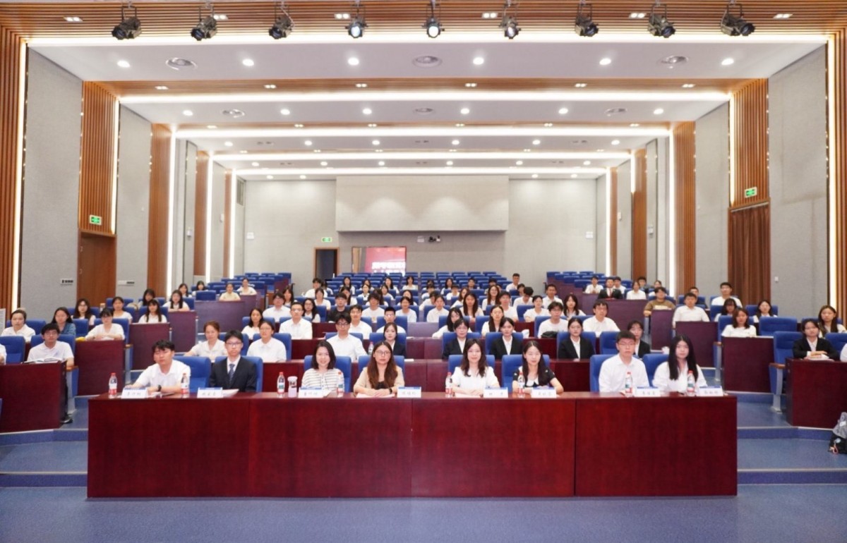 吃瓜网
召开第二十三次研究生代表大会
