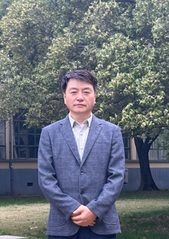 梁忠民